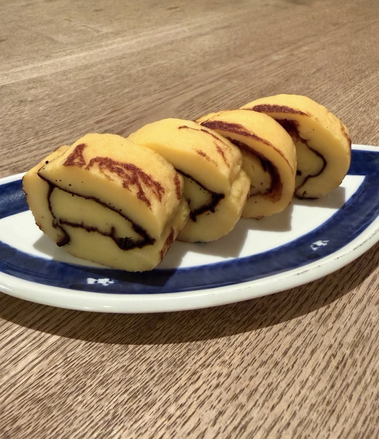 伊達巻の由来をThreadsで知る：仙台お店紹介【お食事処かおる】
